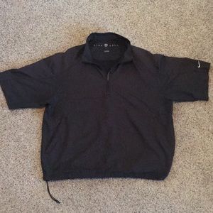 Men’s Nike Golf 1/2 Short Sleeve Windbreaker.